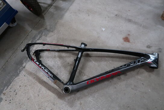 Carbonstel OLYMPIA Inmould Tech Pace Str: S (læs beskrivelse)