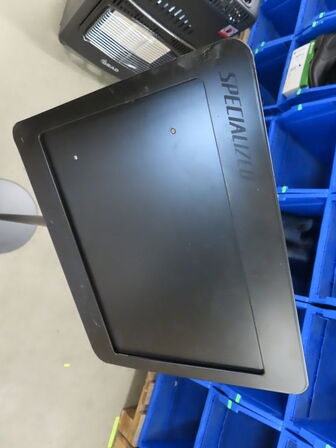 Stander til A4 skilt SPECIALIZED