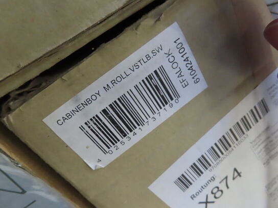 Palle med blandede ting fra frisørsalon