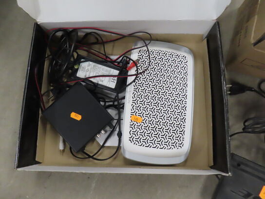 Palle med blandede højtalere og ophæng BOSE, WORK, MONACOR mv.