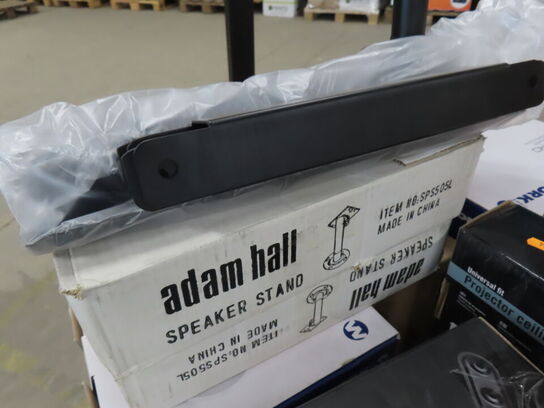 Palle med blandede højtalere og ophæng BOSE, WORK, MONACOR mv.