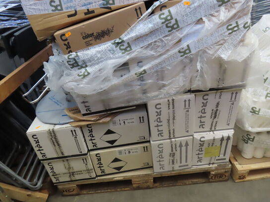 Palle med blandede ting fra frisørsalon