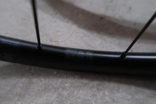 2 stk. fælge DT SWISS R470 (ubrugt)