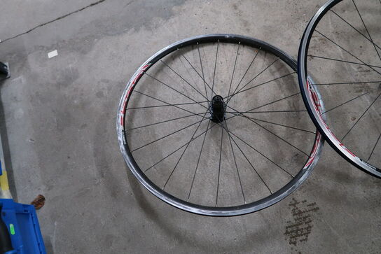 2 stk. fælge SHIMANO R500 (brugte)