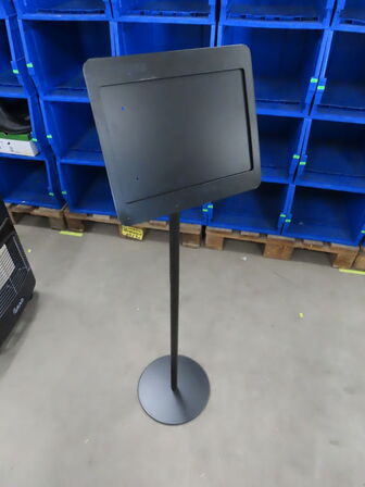 Stander til A4 skilt SPECIALIZED