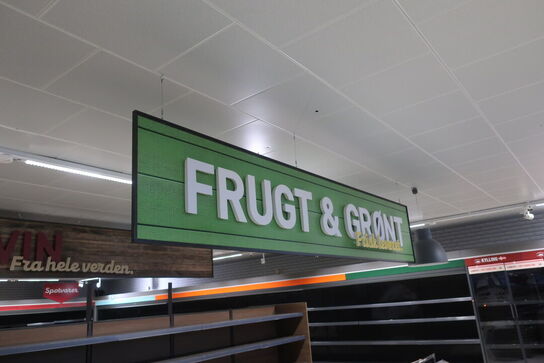 Diverse lofthængte skilte