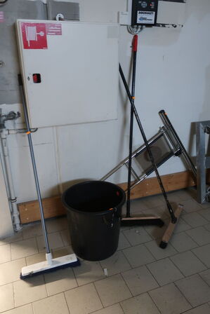 Pallevogne, koste samt spand 