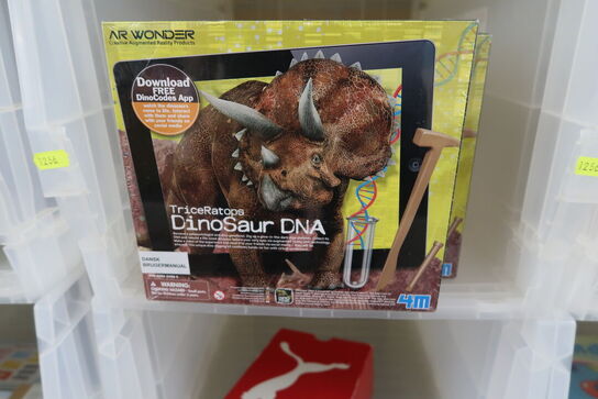 2 stk. legetøjssæt DINOSAUR DNA Triceratops