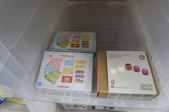 2 stk. sæt med legetøjs penge samt legetøjsmad MAMA MEMO