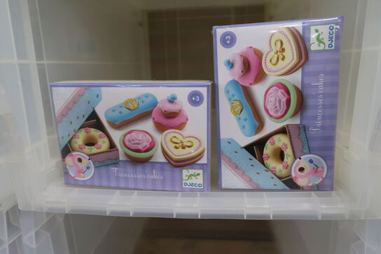 2 stk. legetøjs kagesæt DJECO