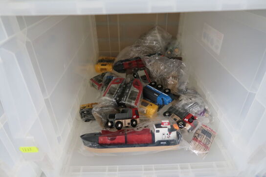 Div. Både samt togvogne BRIO