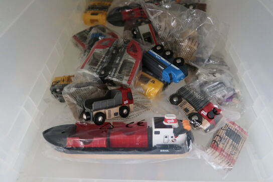 Div. Både samt togvogne BRIO