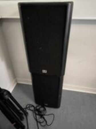 Subwoofer LD SYSTEMS DAVE15+ og 2 stk. højttalere LD SYSTEMS LD DAVE 15+