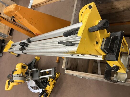 Kap - geringssav DEWALT DCS727