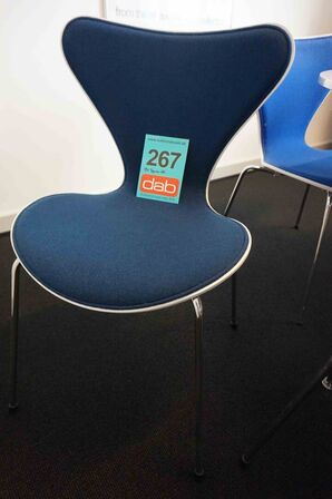 9 stk syverstole med blå hallandsuld 