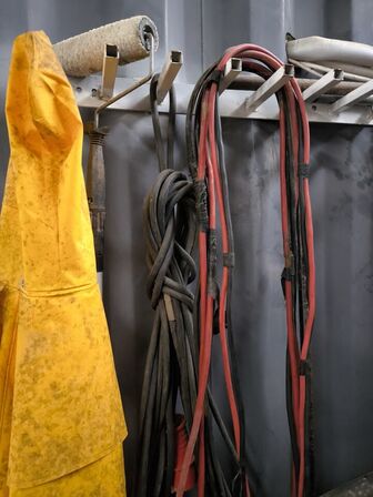 Div. Haveredskaber, forlængerledninger, varelager m.m.