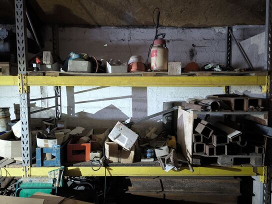 Div. Varelager, reservedele, værktøj, jern m.m.