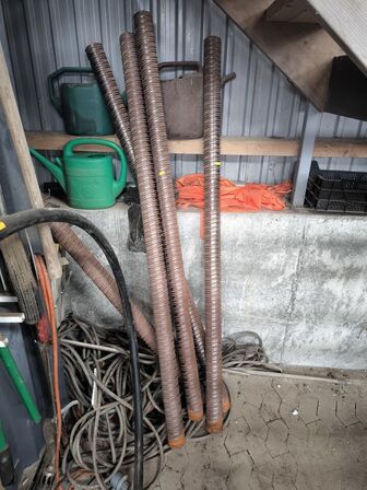 Div. Haveredskaber, forlængerledninger, varelager m.m.