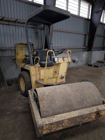 Vejtromle BOMAG BW 124 D