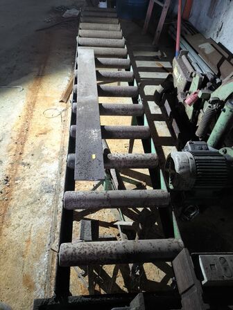 Metalbåndsav med rullebane