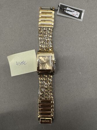 30 stk. Blandet ure AXCENT OF SCANDINAVIA