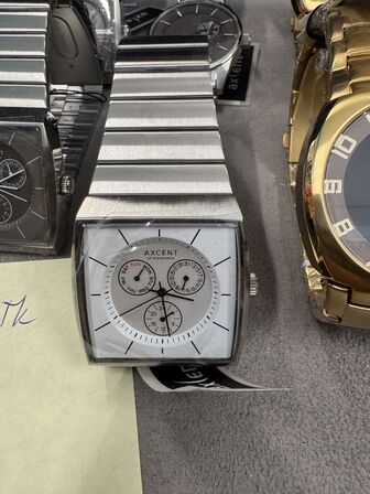 10 stk. Blandet ure AXCENT OF SCANDINAVIA