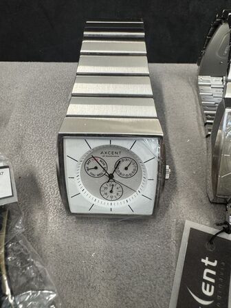 10 stk. Blandet ure AXCENT OF SCANDINAVIA