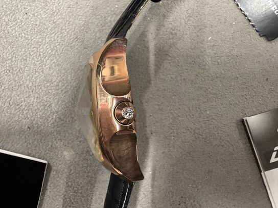 2 stk. Ure CHRONOTECH