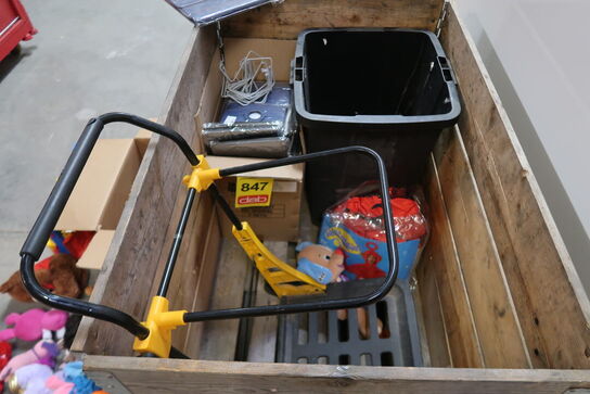 Diverse legetøj mm.