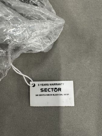 Armbåndsur SECTOR 240 GENTS 41 MM 3H BLACK DIAL SS BR