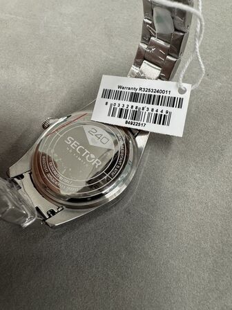 Armbåndsur SECTOR 240 GENTS 41 MM 3H BLACK DIAL SS BR