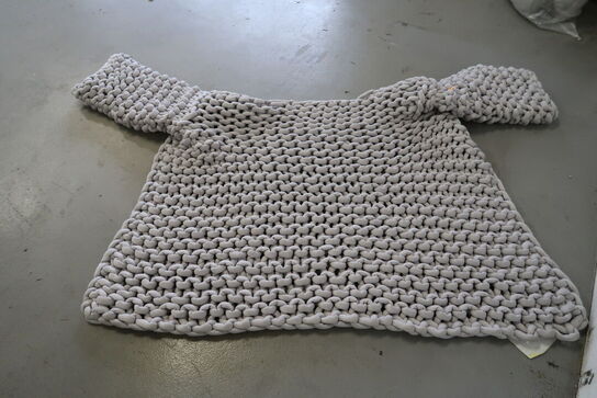 Stumtjener samt vægtæppe