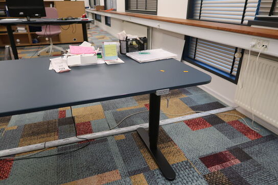 El. hæve/sænke skrivebord uden indhold