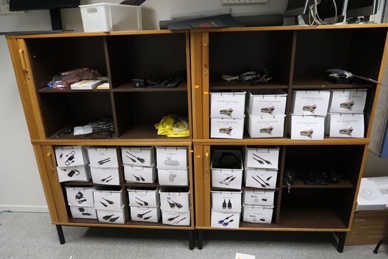 4 stk. jalousiskabe med div. Elektronik