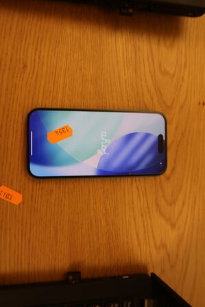 Smartphone APPLE iPhone 16