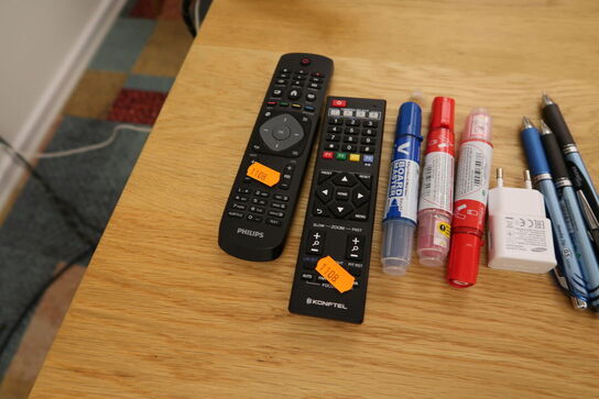 Fjernsyn PHILIPS med konferencekamera KONFTEL