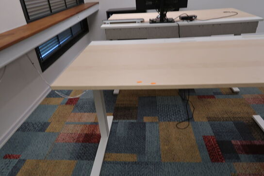 El. hæve/sænke skrivebord