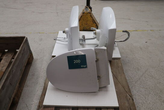 Toilet og 2 håndvaske.