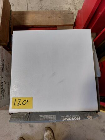 Fliser hvid med ru overflade 30x30cm