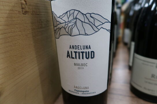 6 fl. Blandet vin (se billeder)