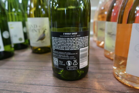 4 fl. Hvidvin 3 WOOLY SHEEP SAUVIGNON BLANC 2023