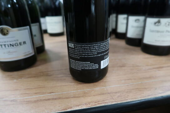 4 fl. Rødvin DACHS PINOT NOIR 2023