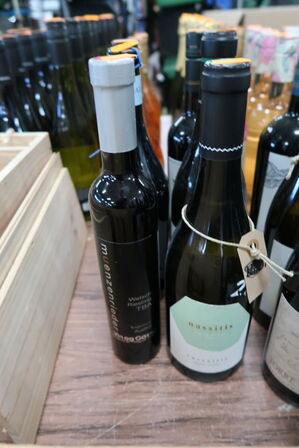 6 fl. Blandet vin (se billeder)