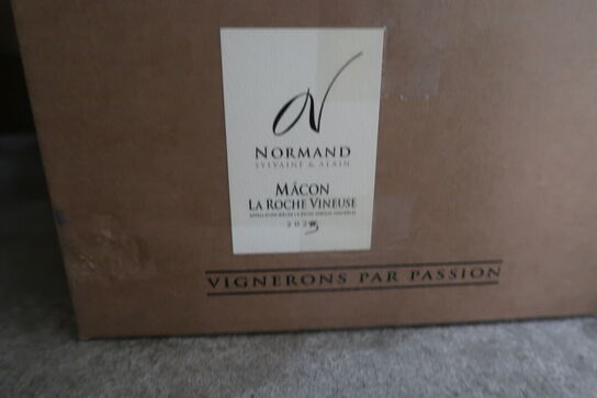 6 fl. Hvidvin NORMAND SYLVAINE & ALAIN MÁCON LA ROCHE VINEUSE 2023