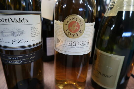 5 fl. Vin (se billeder)