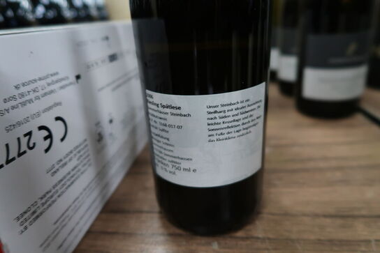 2 fl. Hvidvin RIESLING (se billeder)