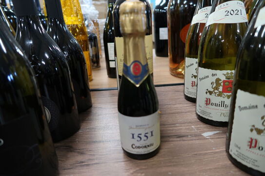 6 fl. Vin (se billeder)