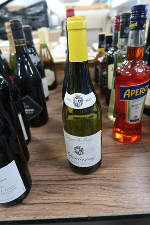 6 fl. Vin (se billeder)