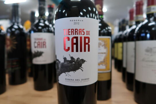 1 fl. Rødvin TIERRAS DE CAIR RESERVA RIBERA DEL DUERO 2012