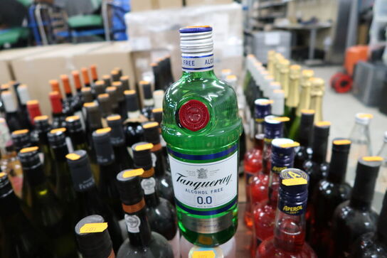 3 fl. Gin MALFY GIN ROSA, TANQUERAY ALCOHOL FREE